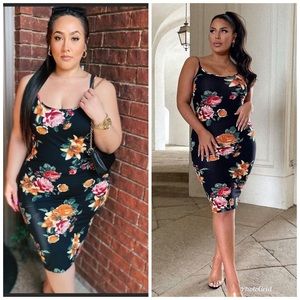 ❌SOLD❌Black Flower Mid Dress